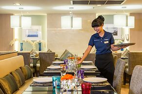 Evergreen Place Siam by UHG