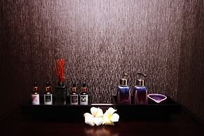 Evergreen Place Siam by UHG