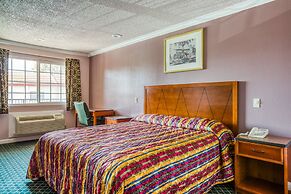 Heritage Inn