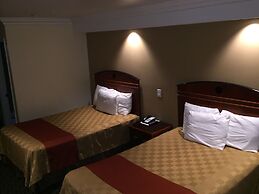 Ontario Inn & Suites