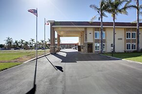 Ontario Inn & Suites