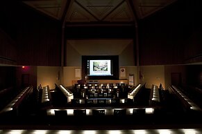 The University of Georgia Center for Continuing Education & Hotel