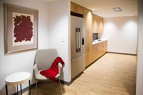 The University of Georgia Center for Continuing Education & Hotel