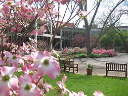The University of Georgia Center for Continuing Education & Hotel