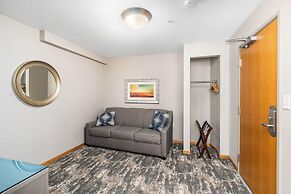 Beacon Pointe on Lake Superior