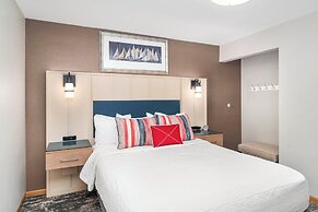 Beacon Pointe on Lake Superior