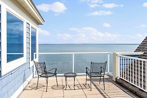 Beacon Pointe on Lake Superior