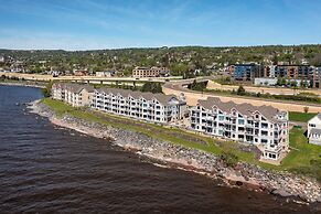 Beacon Pointe on Lake Superior