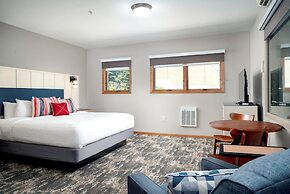 Beacon Pointe on Lake Superior