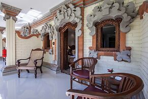 Vila Shanti Beach Hotel