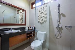 Vila Shanti Beach Hotel