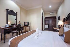 Vila Shanti Beach Hotel