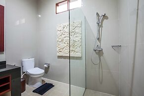 Vila Shanti Beach Hotel