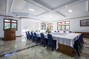 Vila Shanti Beach Hotel