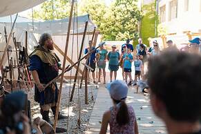 Campanile Carcassonne Est La Cite