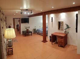 Acra Retreat, Mountain View Lodge