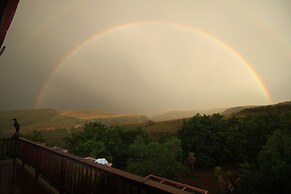 Acra Retreat, Mountain View Lodge