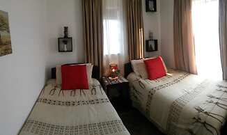 Acra Retreat, Mountain View Lodge