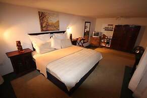 Acra Retreat, Mountain View Lodge