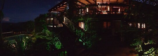 Acra Retreat, Mountain View Lodge