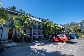 Novena Palms Motel