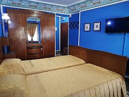 Family Hotel at Renaissance Square