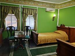 Family Hotel at Renaissance Square