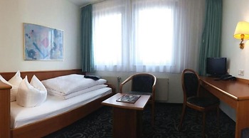 Alfa Hotel