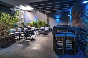 Alfa Hotel