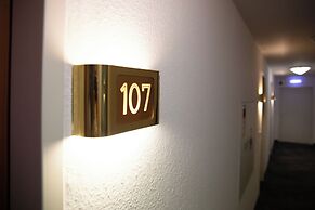 Alfa Hotel