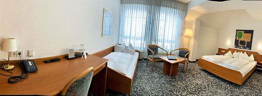 Alfa Hotel