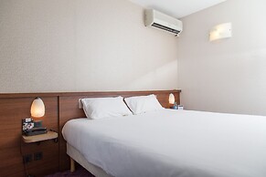 Brit Hotel Toulouse Colomiers - L'Esplanade