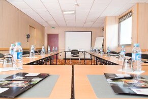 Brit Hotel Toulouse Colomiers - L'Esplanade