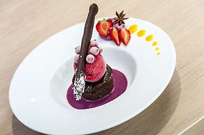 Brit Hotel Toulouse Colomiers - L'Esplanade