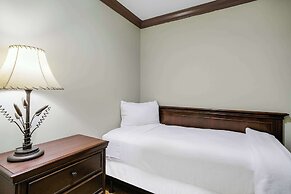 Water Street Hotel & Marina, Ascend Hotel Collection