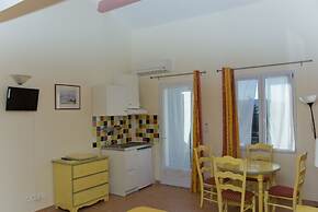 AppartHotel Festival Sud Aqua - Gare TGV