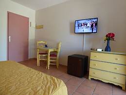 AppartHotel Festival Sud Aqua - Gare TGV