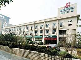 Jinjiang Inn Ningbo Yinxiang City Metro Road