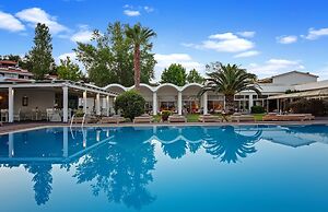 Skiathos Princess Resort