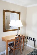 Boardwalk Hotel Charlee & Beach House Rentals