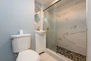 Boardwalk Hotel Charlee & Beach House Rentals