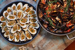 Sheraton Zhongshan Hotel