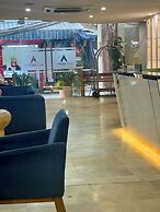 A25 Hotel - 12 Ngo Sy Lien