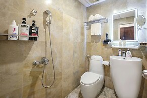 A25 Hotel - 12 Ngo Sy Lien