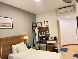 A25 Hotel - 12 Ngo Sy Lien