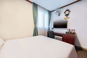 A25 Hotel - 12 Ngo Sy Lien