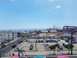 Beach Terrace Motor Inn