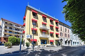 Hotel Aurora