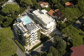 Verdeluna ApartHotel & Resort