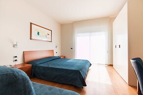 Verdeluna ApartHotel & Resort